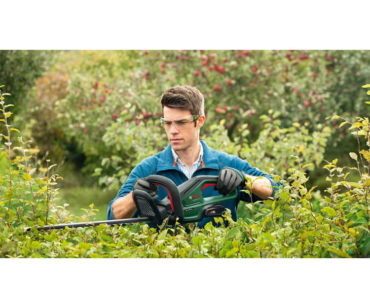 Аккумуляторный бесщеточный кусторез BOSCH UniversalHedgeCut 18V-50 (solo) (0600849K00)