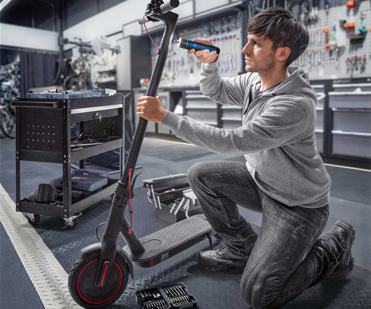 Акумуляторна викрутка BOSCH GO 3 (06019H2201)