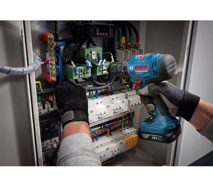 Акумуляторний ударний дриль-шурупокрут BOSCH GSB 183-LI (1x2Ah) (06019K9101)