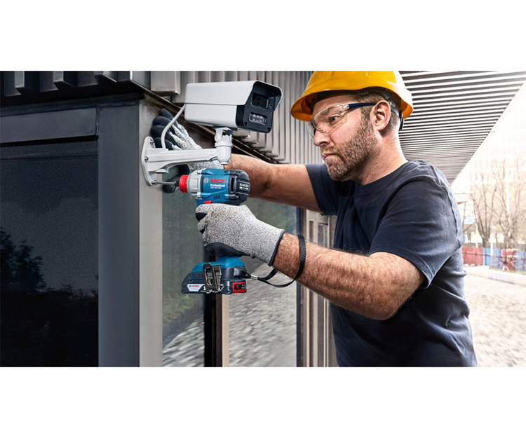 Аккумуляторный гайковерт BOSCH GDX 18V-285 (L-BOXX + 2х 4Ah) (06019N2102)