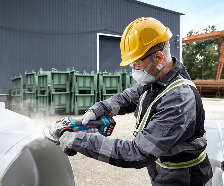 Аккумуляторная болгарка BOSCH GWS 18V-11 S (Solo) (06019N4000)